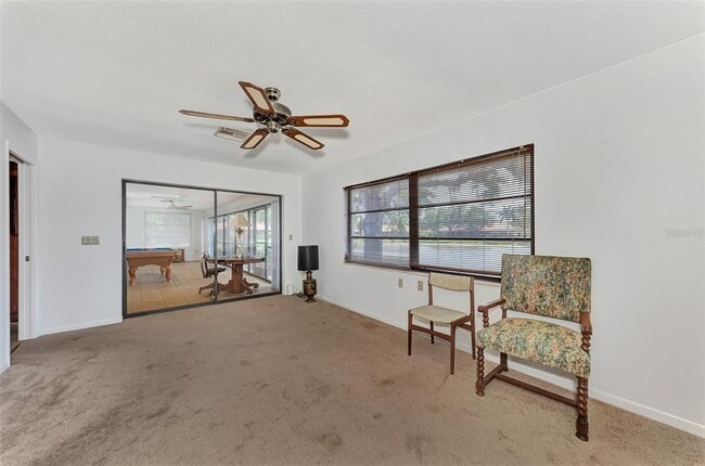 Building Photo - 5651 Golf Pointe Dr