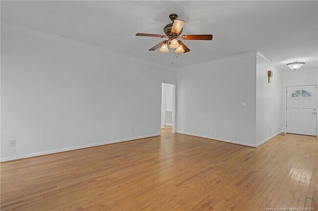 Building Photo - 42 Lotus Ln