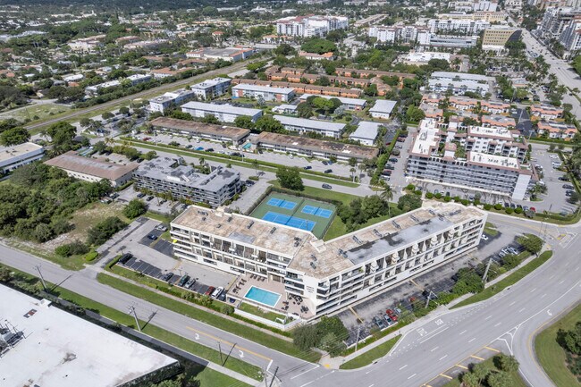 Building Photo - 1401 S Federal Hwy