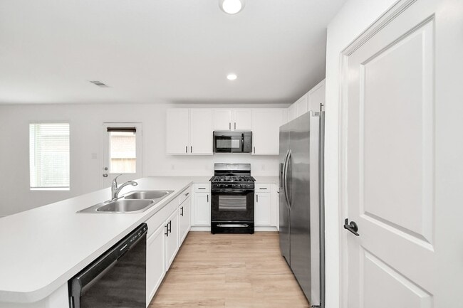 Building Photo - 4319 Palmetto Grv Ln