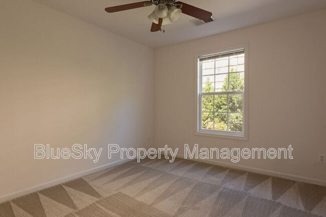Building Photo - 151 Brookwood Dr
