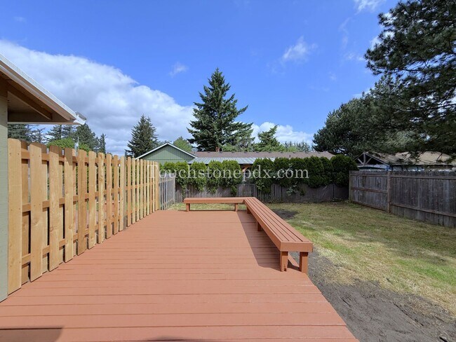 Building Photo - 2024-DIVIS