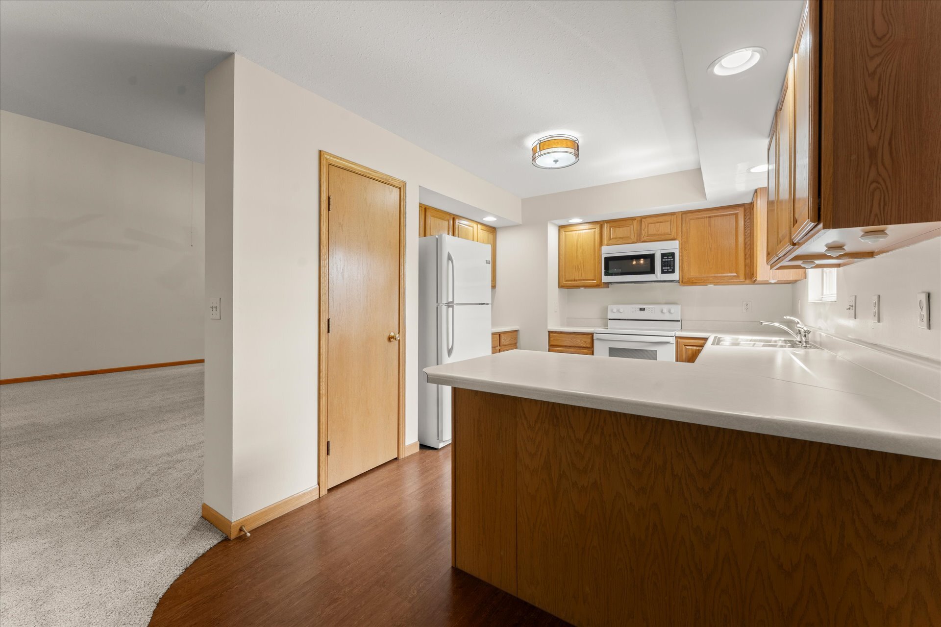 Building Photo - 1203 Windwood Ln