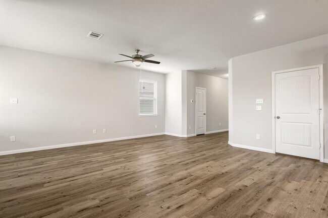 Building Photo - 2580 Westslope Dr