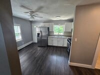 Building Photo - 504 Quincy St