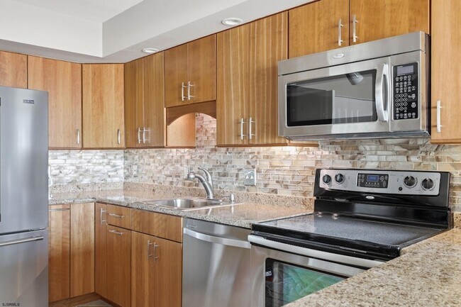 Building Photo - 2700 Atlantic Ave