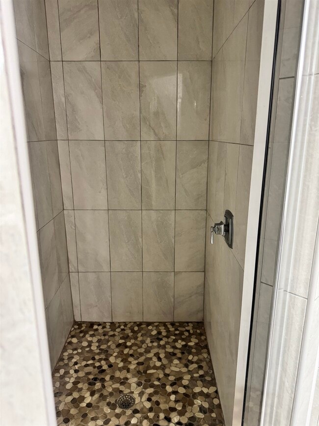 Building Photo - 3606 Octavia Dr