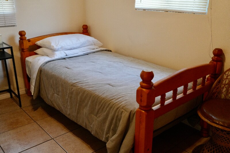 Building Photo - 1866 El Sereno Ave