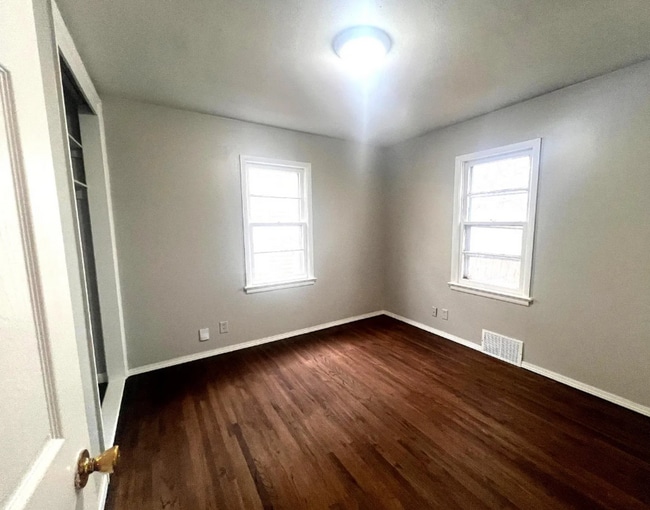 Building Photo - Charming 2 Bedroom 1 Bath For Rent Southeast Wichita,KS