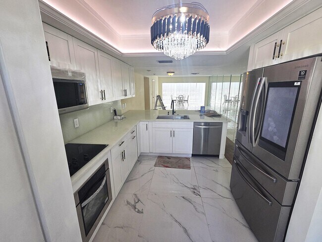 Building Photo - 1731 Presidential Way
