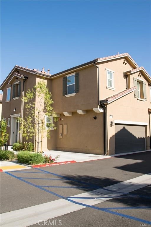Building Photo - 35879 Landon Ln