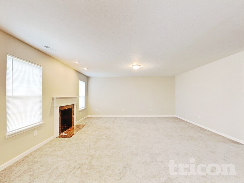 Building Photo - 4931 Long Iron Dr