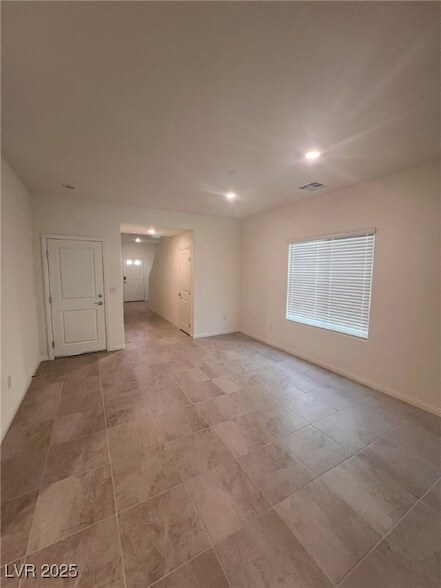 Building Photo - 9994 Cameron St