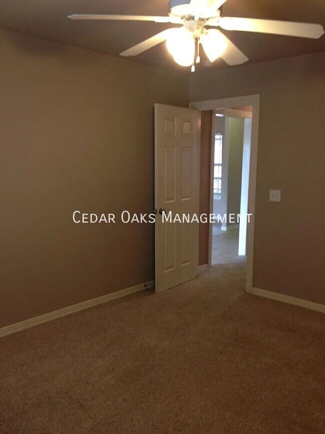 Building Photo - 7291 Haydens Way