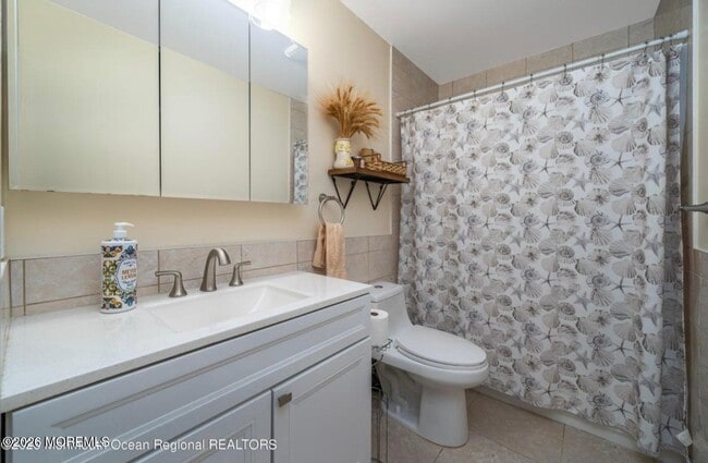 Building Photo - 659 McCormick Dr