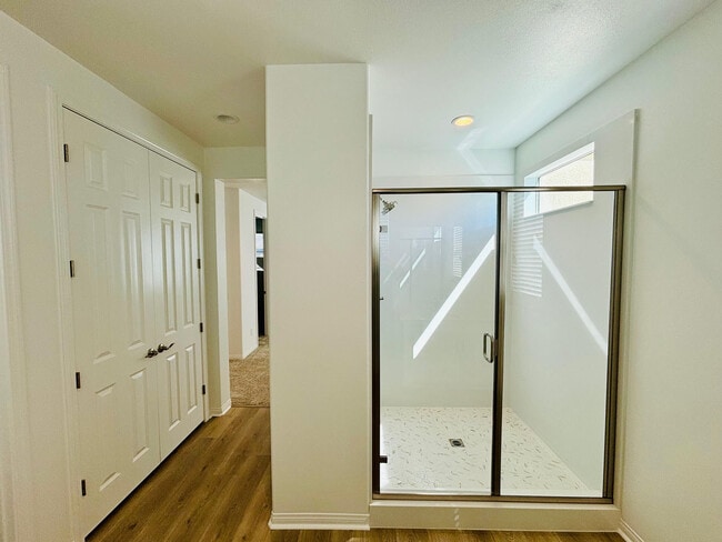 Building Photo - 27366 Hyland Ct