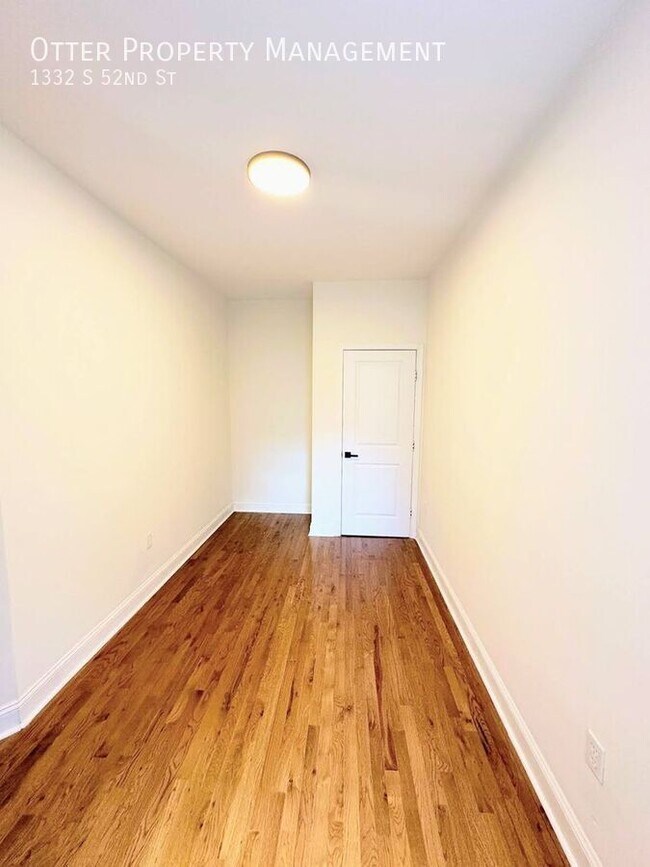 Building Photo - 1332 S 52nd St