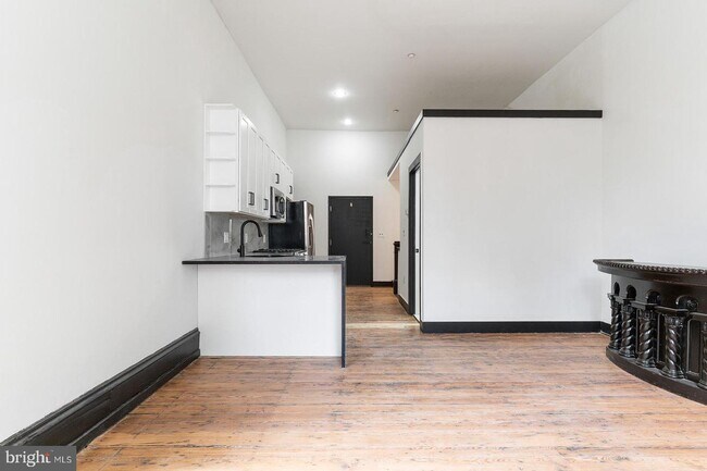 Building Photo - 1520 Green St