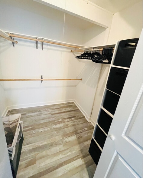 Building Photo - 103 Bliss Ln