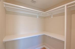Building Photo - 1590 Polynesian Ln