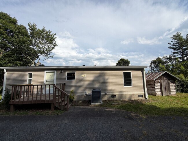 Building Photo - 183 Brown's Chapel Crest Ln
