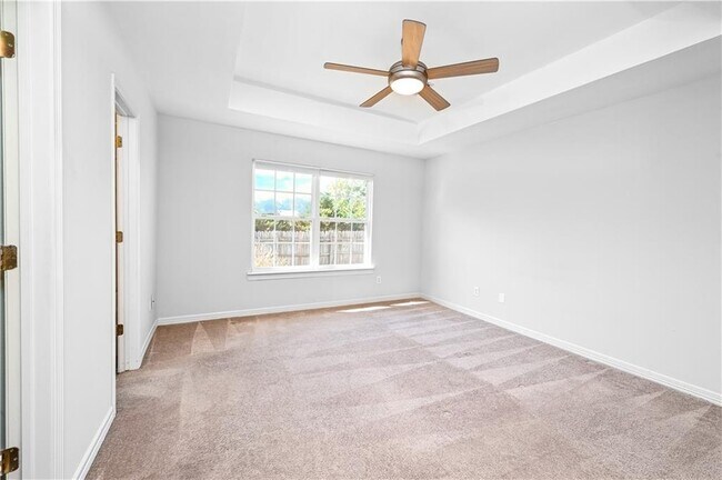 Building Photo - 1005 Zachary Dr