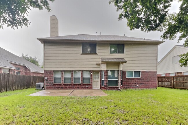 Building Photo - 16306 Ash Point Ln