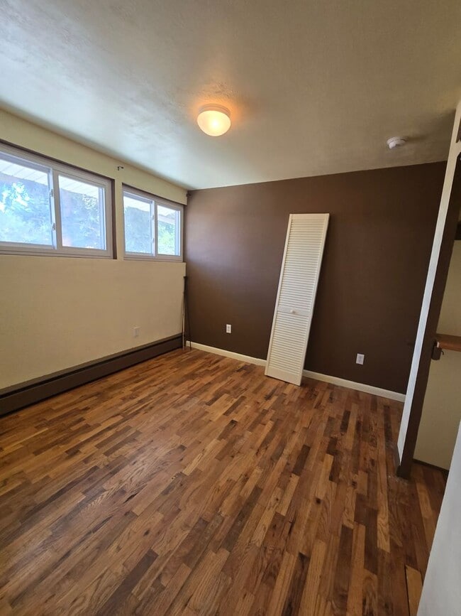 Building Photo - Move in Ready Ranch home in Westminster