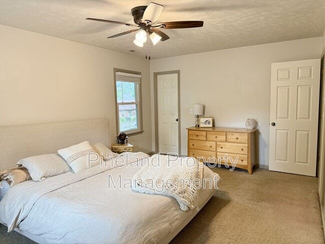 Building Photo - 405 Andros Dr