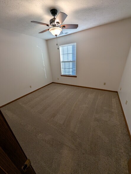 Second Bedroom - 2125 Fincastle Way
