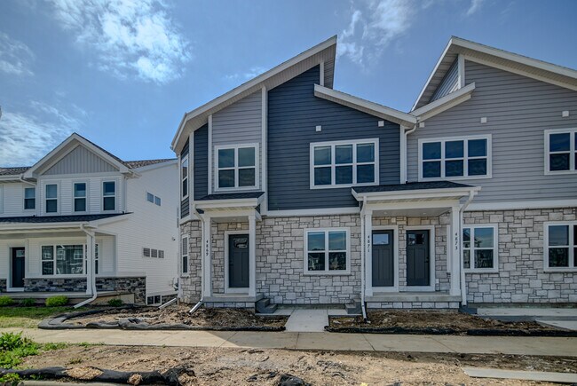 Building Photo - 4873 Lacy Rd