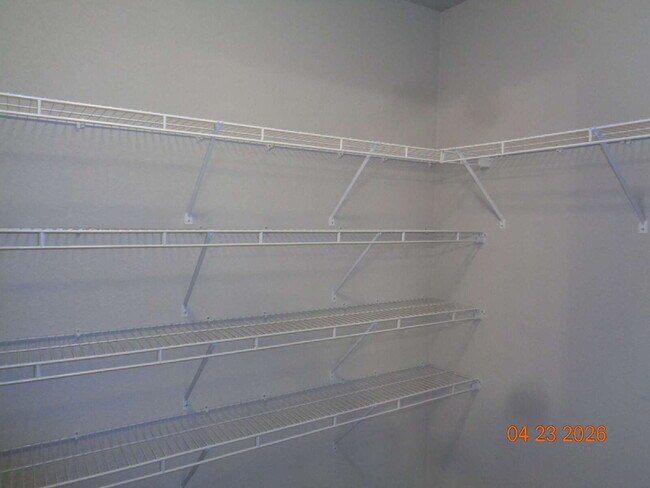 Building Photo - Lorson Ranch beauty