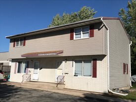 Building Photo - 3152 Losey Blvd S