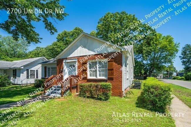 Building Photo - 2700 Union Dr NW