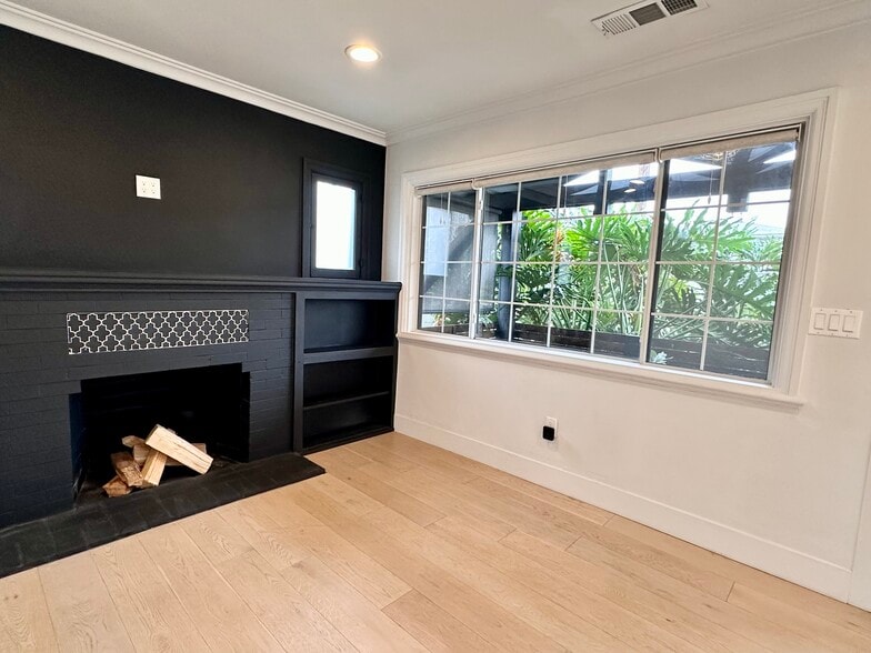 Building Photo - 4336 Toland Way
