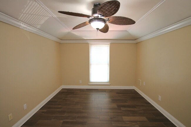 Building Photo - Waterfront Condo Living in East Hill with ...