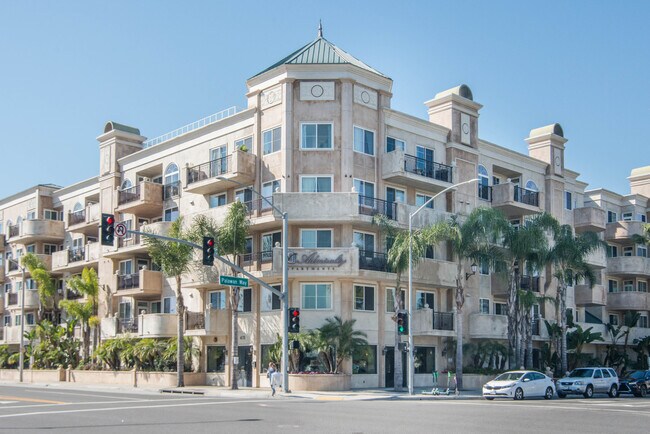 Building Photo - The Admiralty, 4170 Admiralty Way