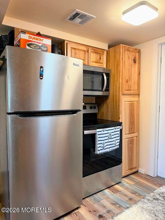 Building Photo - 115 Bay Pkwy