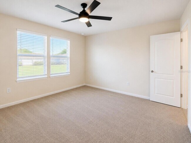 Building Photo - 172 Redbud Rd