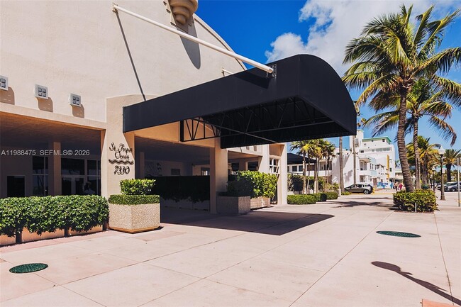 Building Photo - 7330 Ocean Terrace