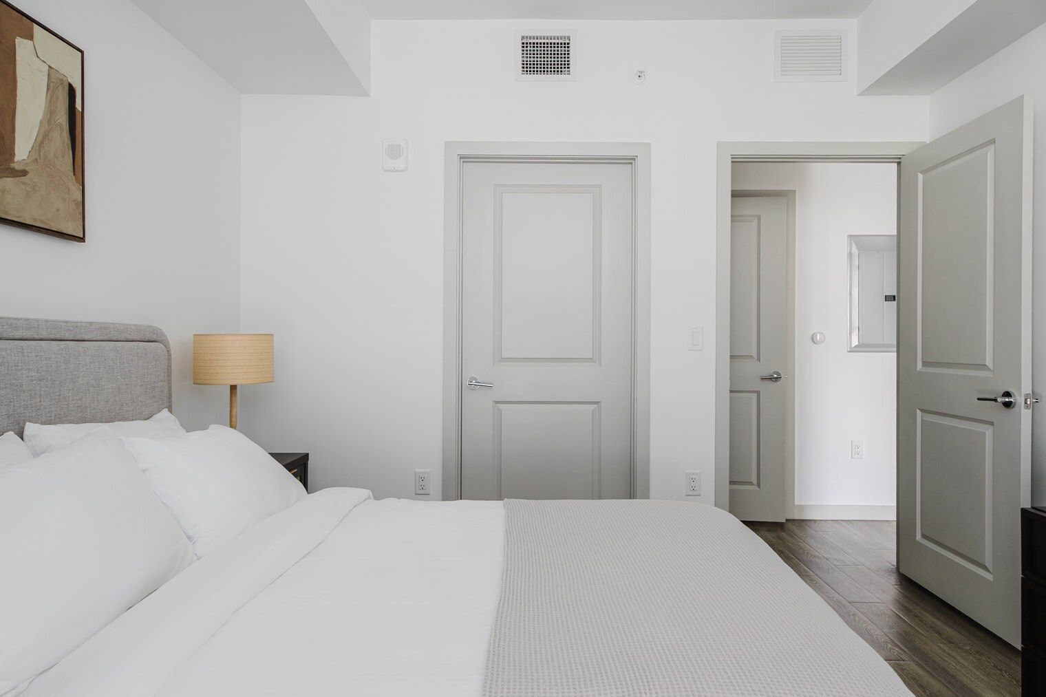 Building Photo - 221 SW 12th St