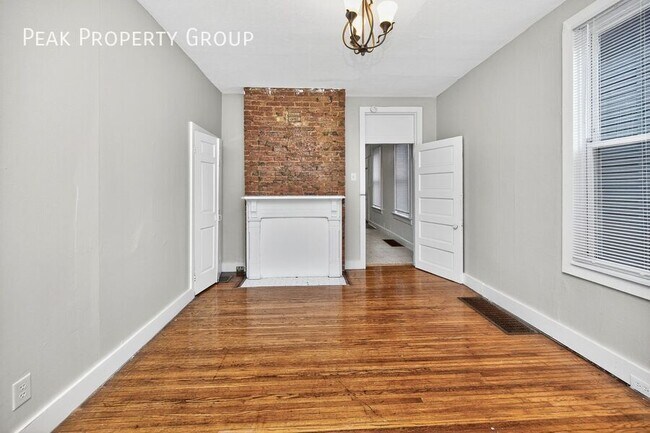 Building Photo - 2726 Coy St