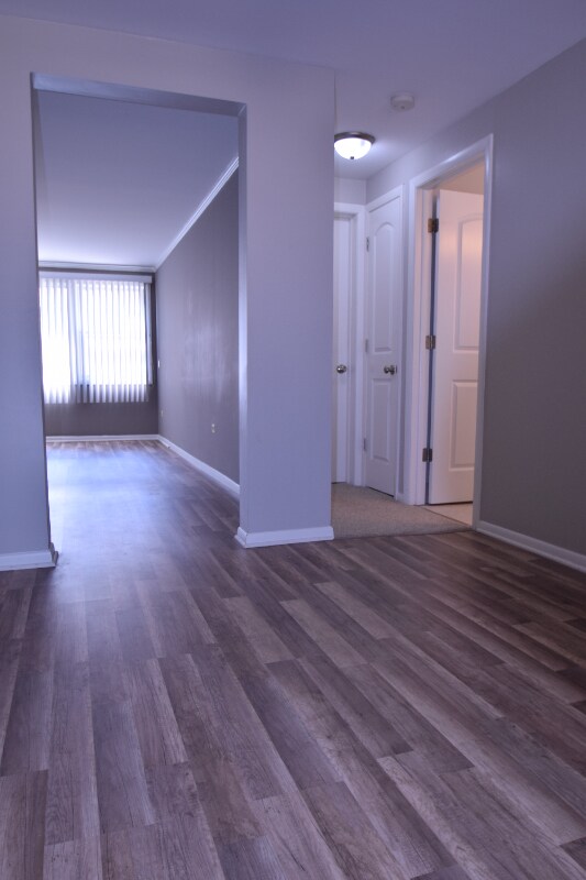 Building Photo - 1469 Ashland Ave