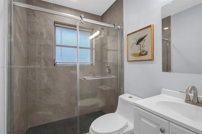 Building Photo - 1716 SW 11th Ct