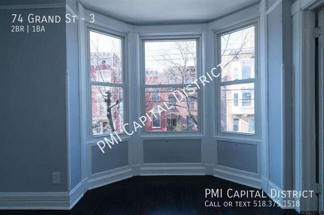 Building Photo - 74 Grand St