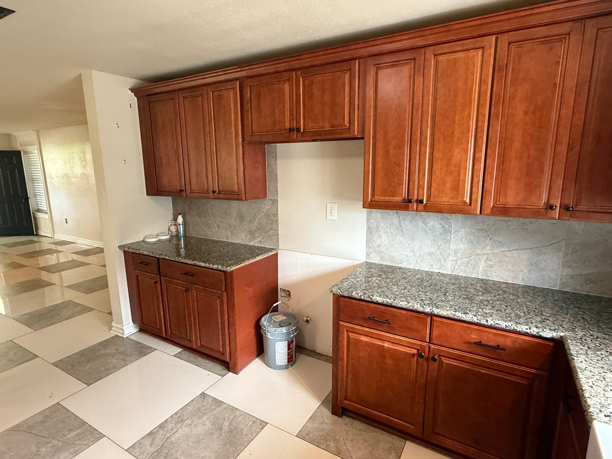 Building Photo - 1616 Rio Vista Ave