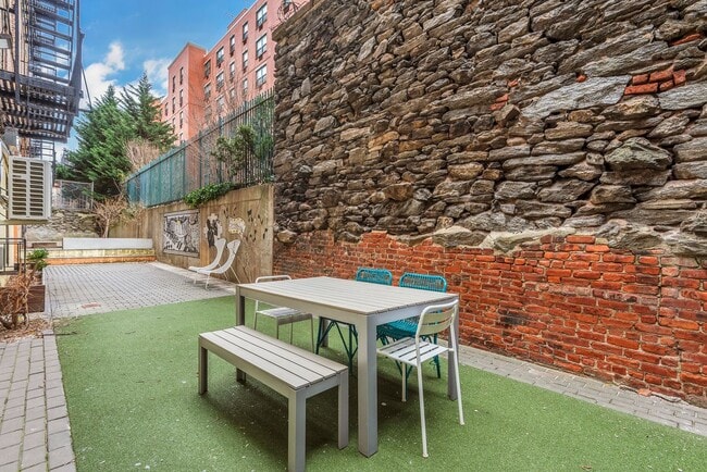 Building Photo - 48 W 138th St