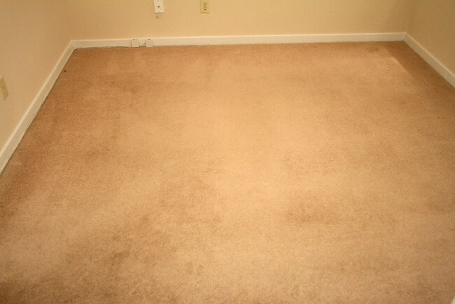 Building Photo - Great 2BR townhouse apartment in Mill Creek