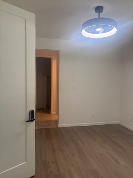 Building Photo - 5776 Sterling St