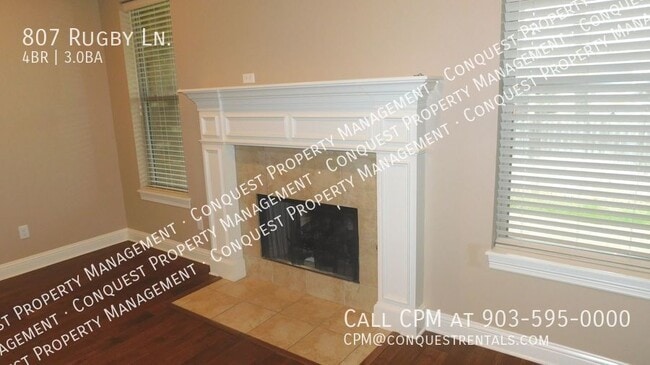 Building Photo - 807 Rugby Ln